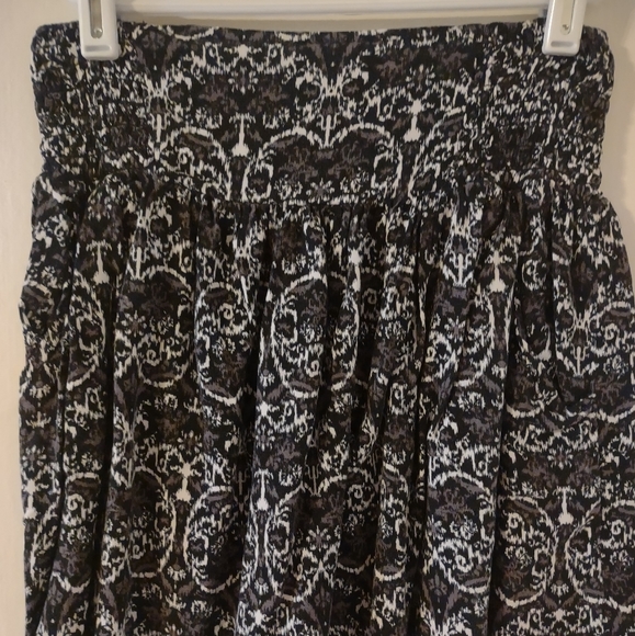 Vintage 90's Xhilaration Mini Skirt Artsy Boho Rayon Bohemian Floral Pockets XS - Picture 6 of 6